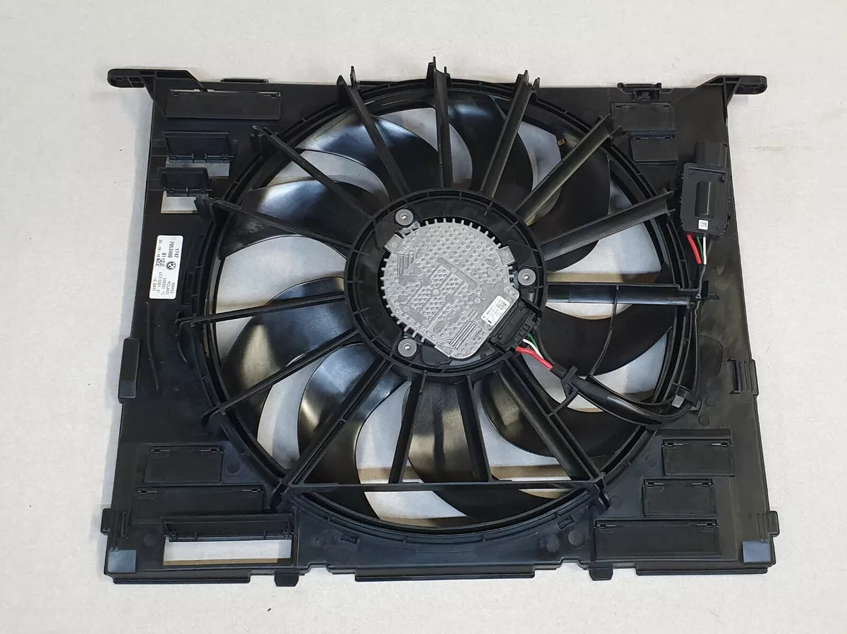 Original BMW G11 G12 G30 G31 G32 520i 530e Lüfterzarge mit Lüfter 