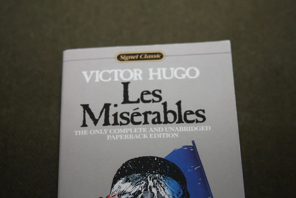 Les Miserables by Victor Hugo 1987 PB Signet Classic - Image 2 of 4