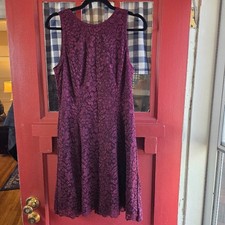 Ann Taylor Women's Purple Sleeveless Dress Lace Overlay Rear Zip Size 8