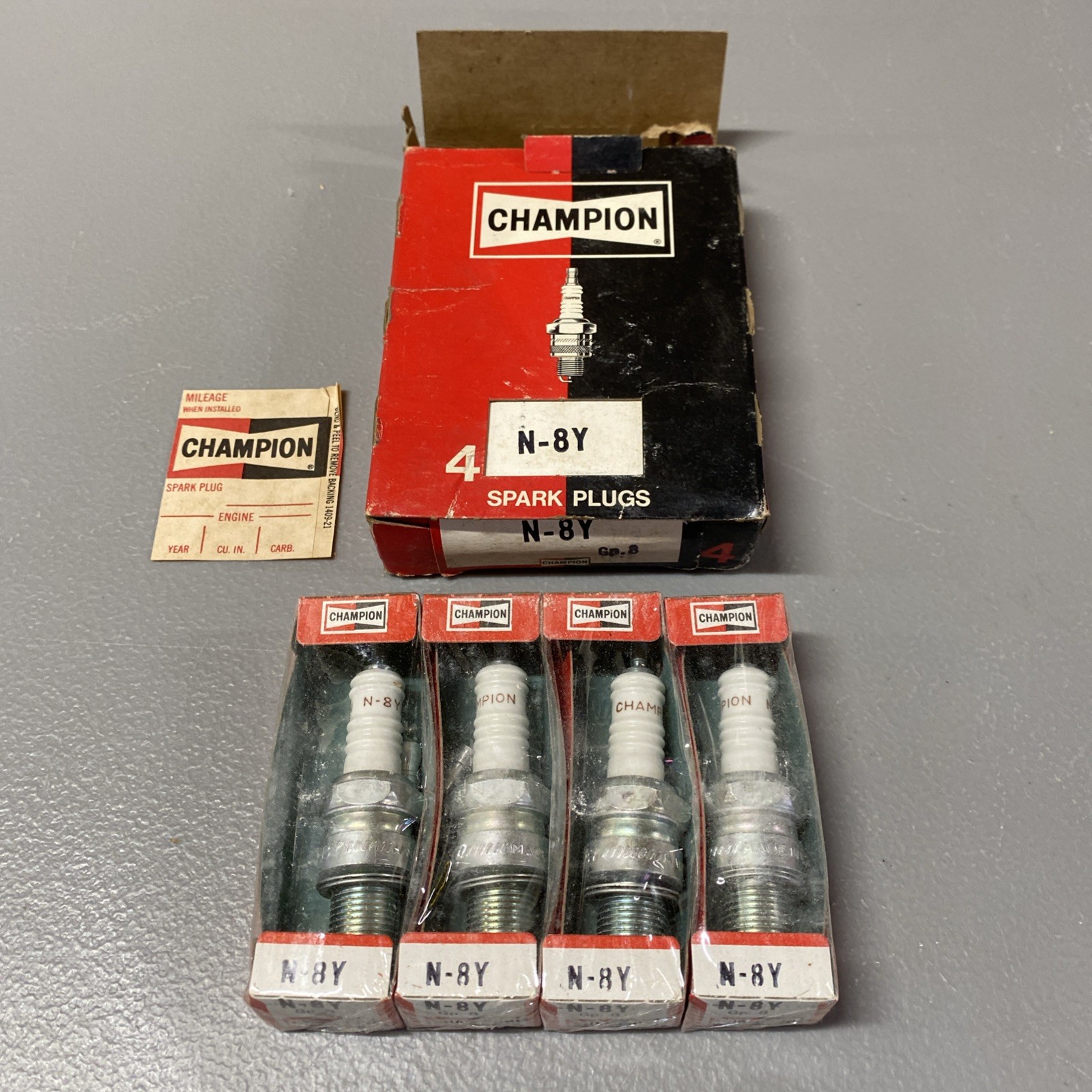 Set Of 4 Champion N-8Y Spark Plugs