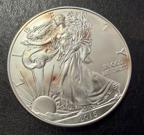 2015 American Silver Eagle 1 OZT .999 Fine Silver Coin