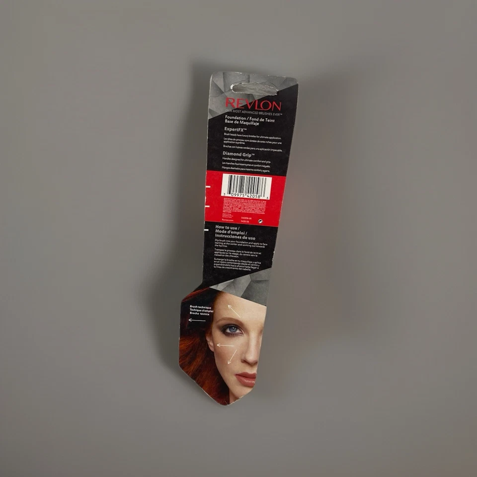 Revlon ExpertFX Foundation Brush #42058 - Image 2 of 2