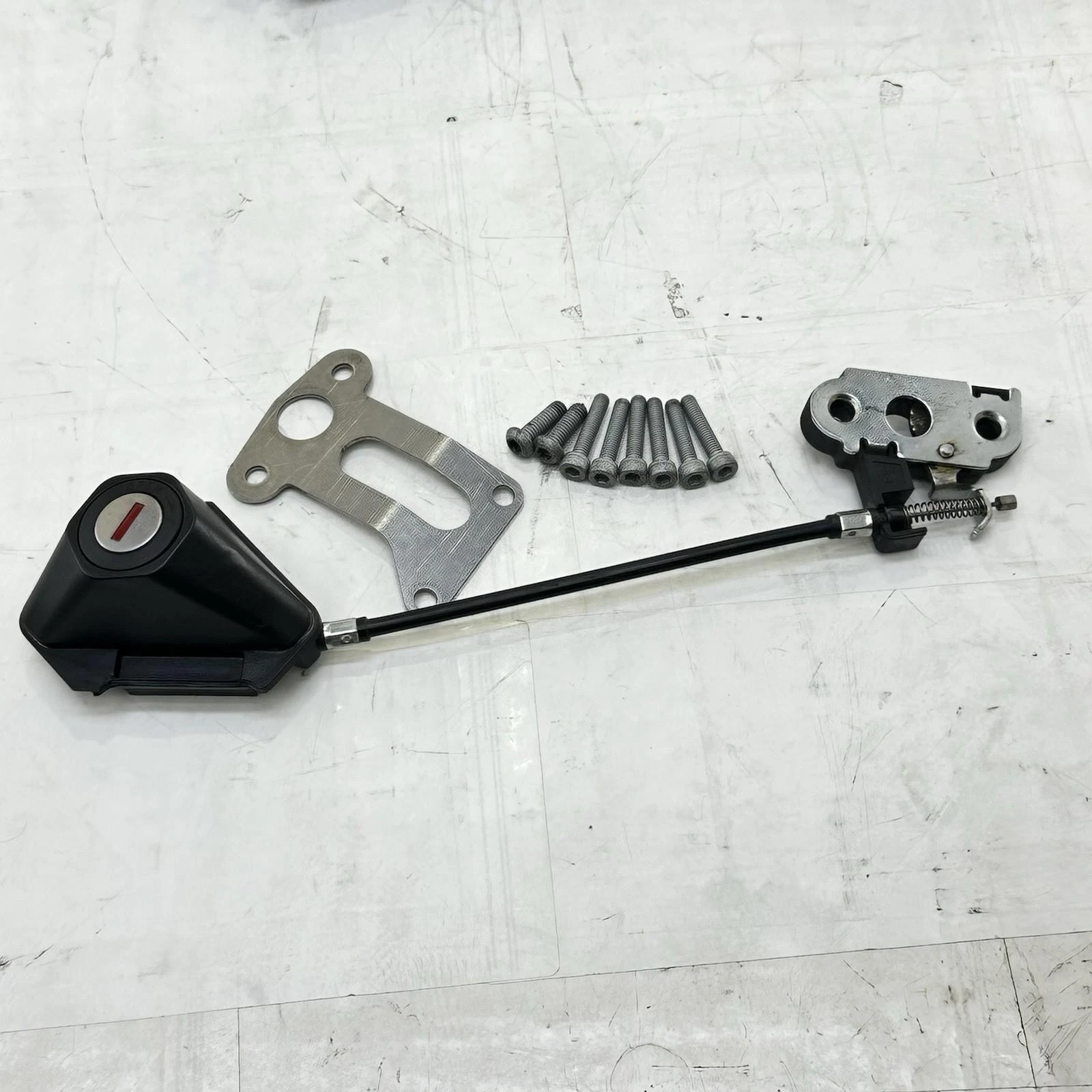 2017 - 2019 KTM 1290 SUPER DUKE GT LOCK SET IGNITION KEY ECU COMPUTER MODULE
