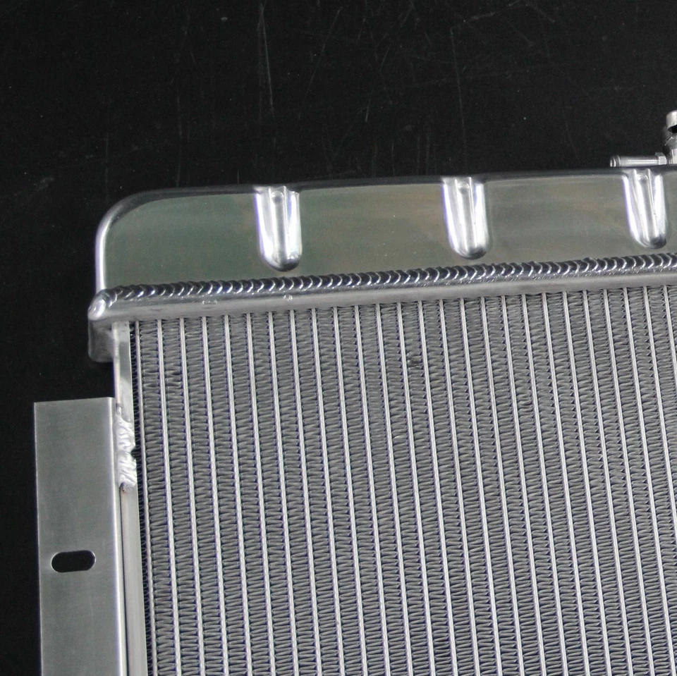 KKS 3 ROW RADIATOR FOR 1972-1986 JEEP CJ5 CJ6 CJ7 SCRAMBLER V8 2.5L L4 4.2L L6 - Image 4 of 4