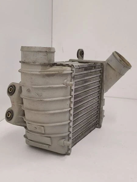 2001-06 奥迪 TT 右握乘客中间冷却器 1.8L 升 涡轮 225HP VIN T 8L9145806B — 第 4/4 张图片