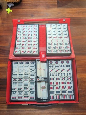 Vintage Japanese Mahjong Set Bambo Tiles & Sticks in Black Vinyl Case