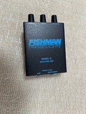 FISHMAN MODEL B Bassvorverstärker