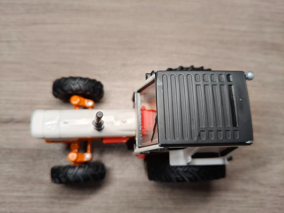 Prototype ERTL Britians 1/32 Case David Brown Tractor Diecast Farm Toy Test Shot - Image 4 of 4