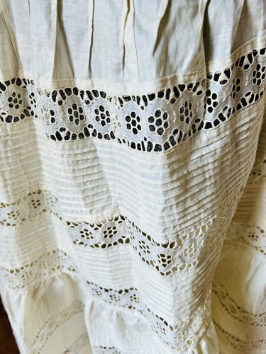 Wonderful Antique Victorian White Cotton Layered Lace Petticoat Size Med/lrg - Picture 7 of 8