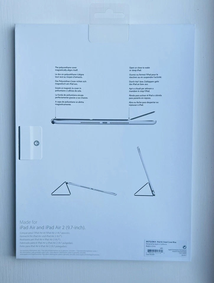 Apple Smart Cover iPad 9.7 Inch Air 1, iPad Air 2, 5th & 6th Generation - BLUE - Image 2 of 3