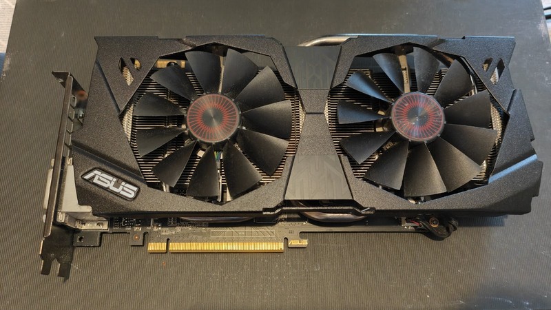 ASUS NVIDIA GeForce GTX 970 4GB GDDR5 Graphics Card (‎STRIX)