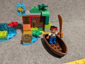 Lego Duplo 10513 Jake Neverland Hideout Pirates + 10512 Treasure Hunt Lot 100%