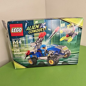 LEGO Alien Conquest: Alien Defender (7050) Complete W/ Minifigures, Inst. & Box