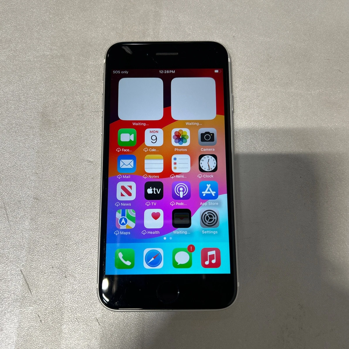 Apple iPhone SE Silver Phones for Sale - Shop New & Used Cell