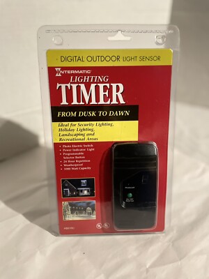 Intermatic Digital Outdoor Dusk to Dawn Light Sensor Timer Model HB61RC NEW !