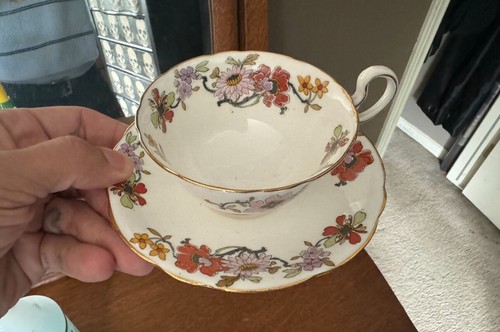Vintage AYNSLEY Tea Cup & Saucer White with Floral Border, Gold Trim - Picture 4 of 4
