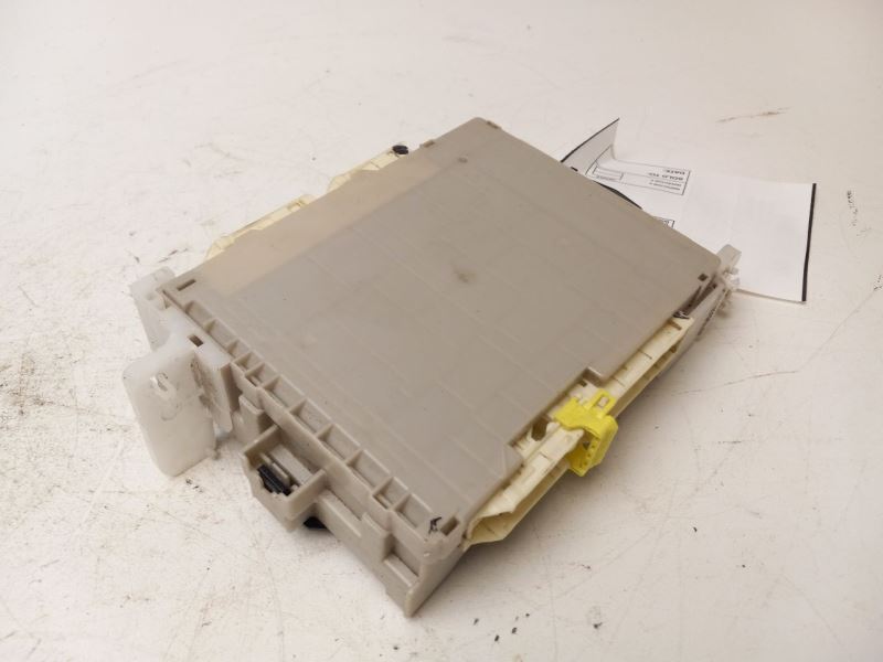 2013 TOYOTA PRIUS MULTIPLEX BODY CONTROL MODULE BCM OEM