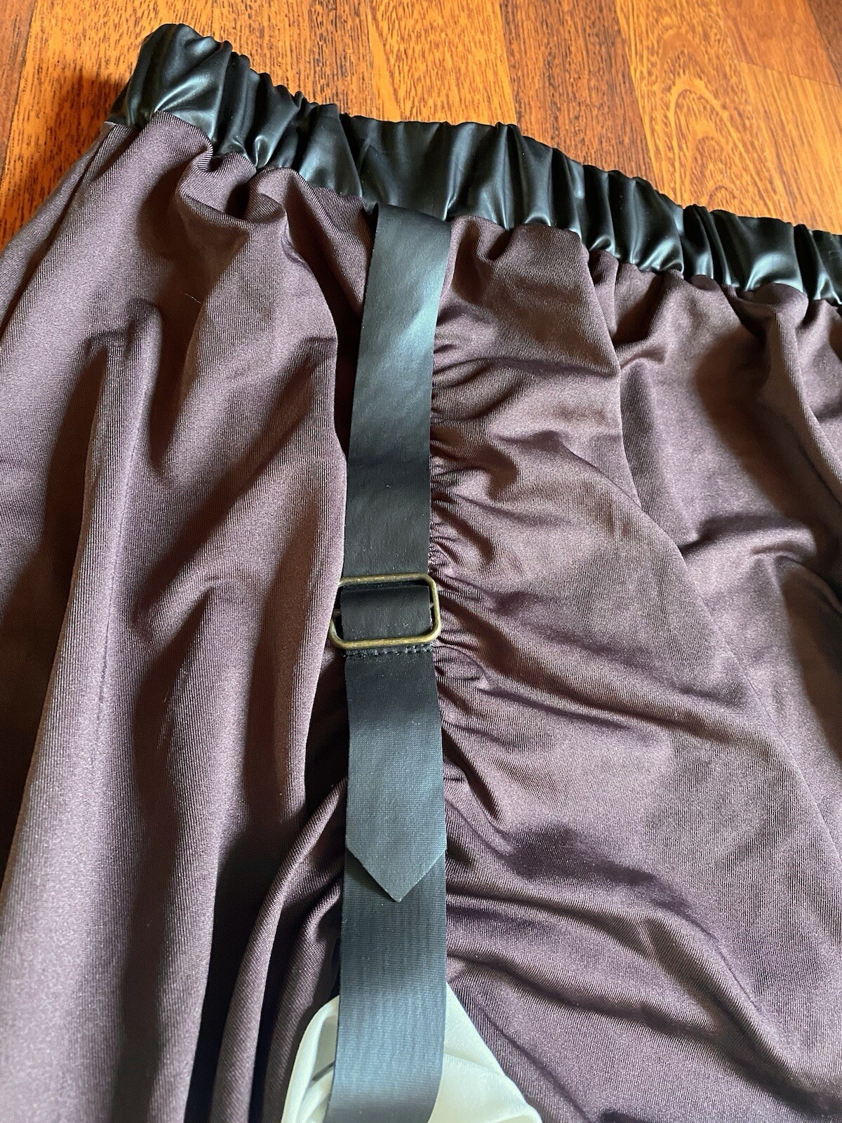 Picture 3 of 10