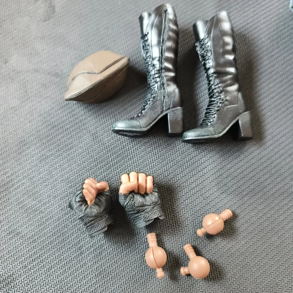 热卖玩具 MMS139 居住邪恶爱丽丝夹克 MMS158 琥珀绿色帽子活动人偶 — 第 3/4 张图片