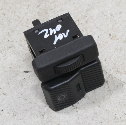 VW Passat 35i Limo Bj 88 Licht Schalter 357941531  #101042-F327