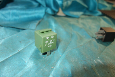 BMW Green Green M3 M5 E30 E34 e32 Two Pole Relay Relay Double Closer 1382353 