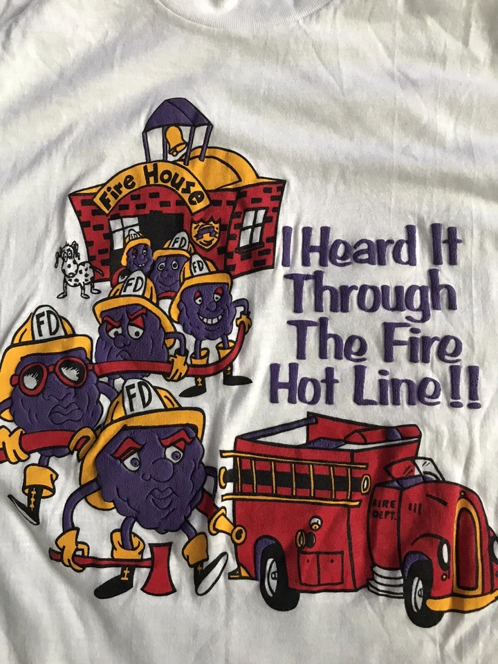 Camisa De Colección The California Raisins Parody Heard It Through The Fire Hot Line Foto 3 de 4