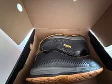 NIB DeWALT Work Shoes Men's Sz 7M Henderson Composite Toe Black Sneaker