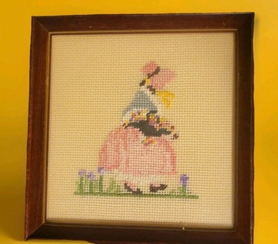 Signed Antique Early American Needlepoint Effie Gray Wanamaker Wood Label Frame