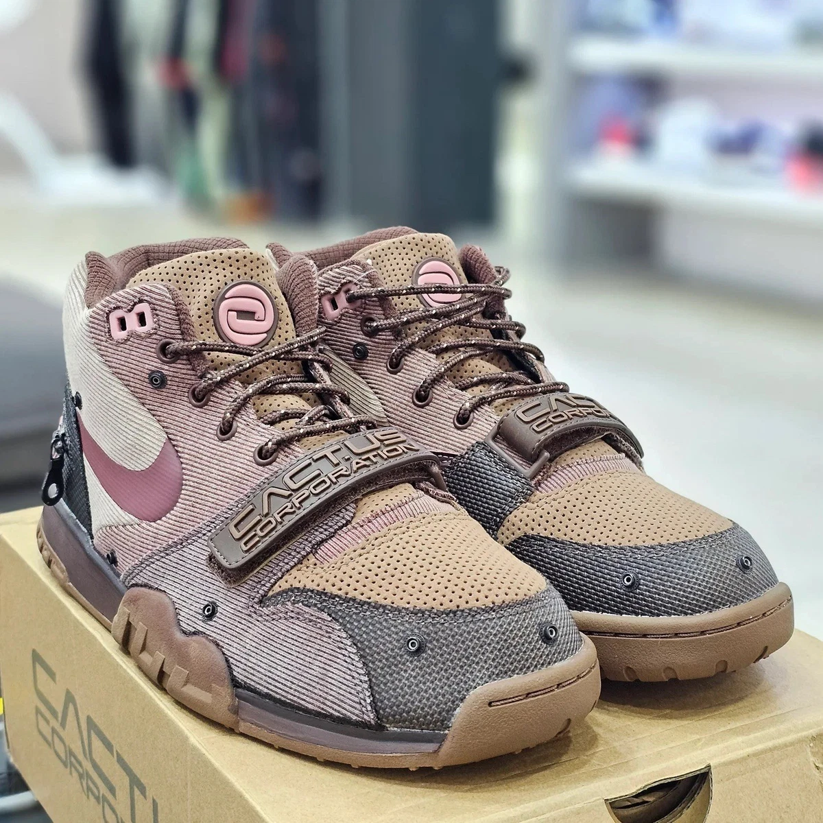 Las mejores ofertas en Nike Travis Scott x Air Trainer 1 SP