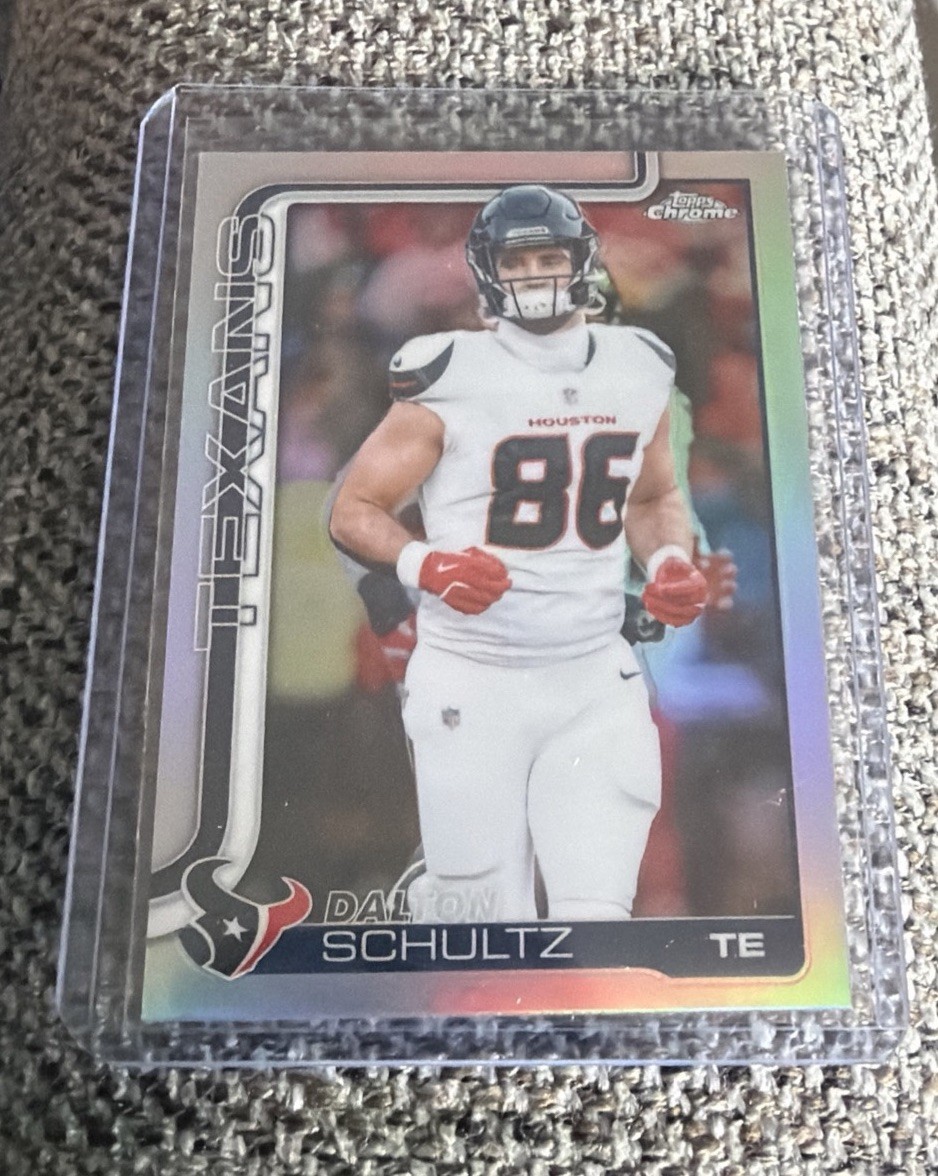 2025 Topps Chrome Football- Dalton Schultz #118 Refractor Texans