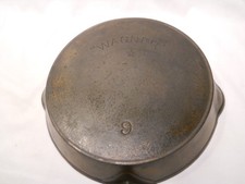 "WAGNER" #9 Arc Logo Cast Iron Skillet with Star  hairline crack