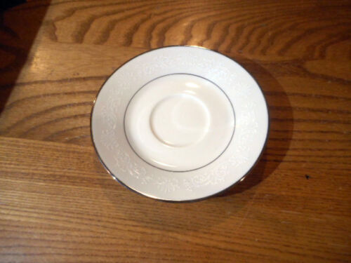 Legacy by Noritake 2799 VALHALLA 8 ¼” Salad Plate Lot of 4 Plates