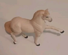 2004 Safari Ltd. Winner's Circle Andalusian Stallion Horse Figure