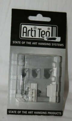 Arti Teq ''Blister Art 1 End Cap'' White  2 pack NEW in Package 96051