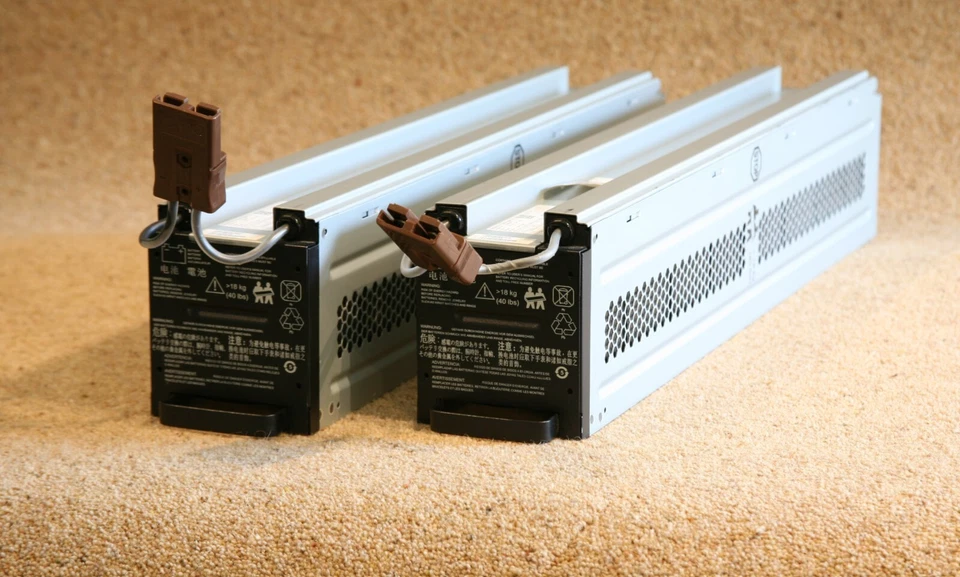 APC RBC44 Battery Pack Set, Fitted with New Cells for SURT UPS. 12M RTB Warranty - Image 2 of 4