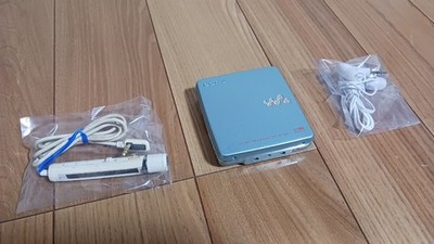 Sony MZ-EH50 HI-MD Walkman Compact MiniDisc ATRAC Player Playback only Blue