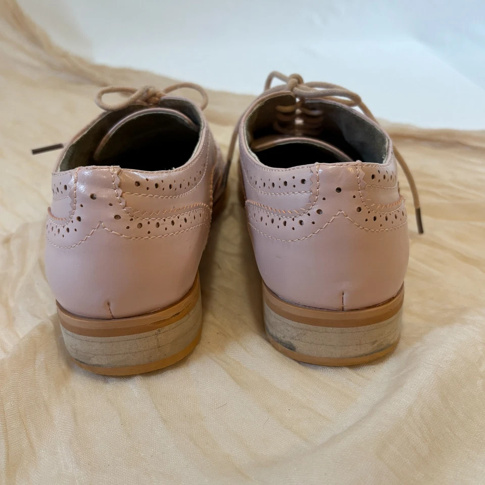 Oxfords femininos Wanted vintage com ponta de asa blush rosa com cadarço tamanho 7.5 - Imagem 4 de 4