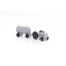 Holzspielzeug Traktor mit Fassanh&auml;nger HxBxT 3,5x7,5x3cm NEU Holzauto LKW Holz