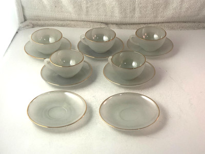 Vintage 1950 s Set Of Opalescent French Harlequin Arcopal Tea Cups & Saucers