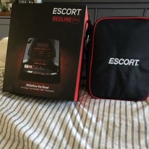 Escort Redline 360c GPS Radar/Laser Detector 360° Audio/Visual, Mute, Case