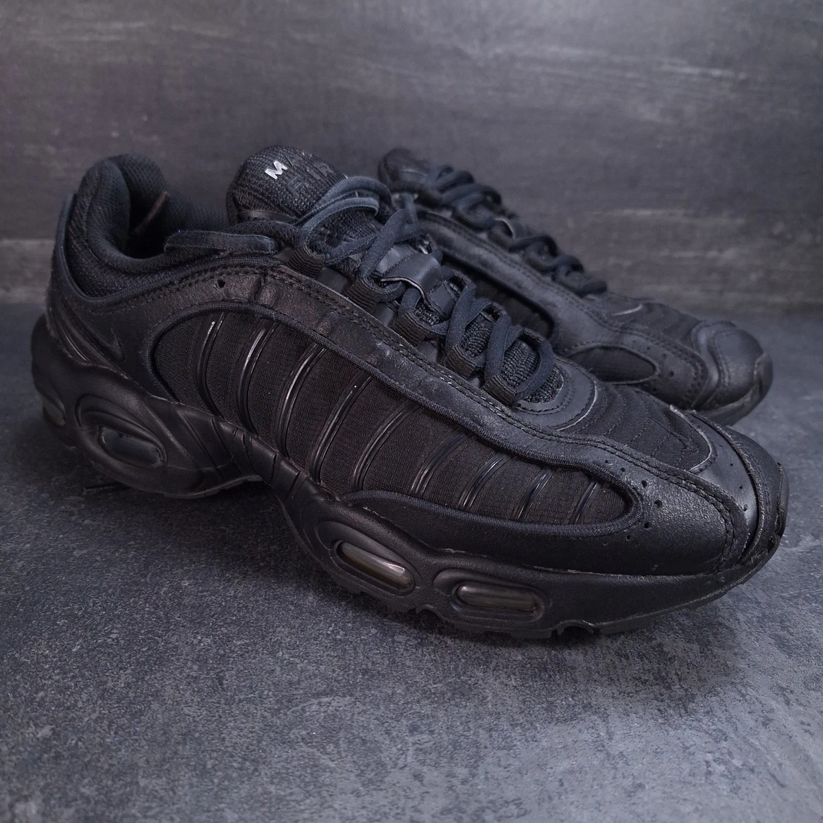 Preços baixos em Nike Air Max Tailwind 4 Triple Black | eBay Preços baixos em Nike Air Max Tailwind 4 Triple Black | eBay