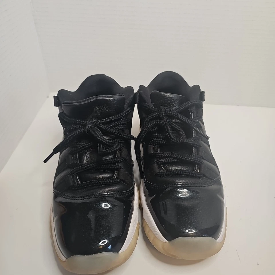 Jordan 11 Retro Low GS 72-10 V3 52889-001 Size 7 Youth And Men's - Image 2 of 4
