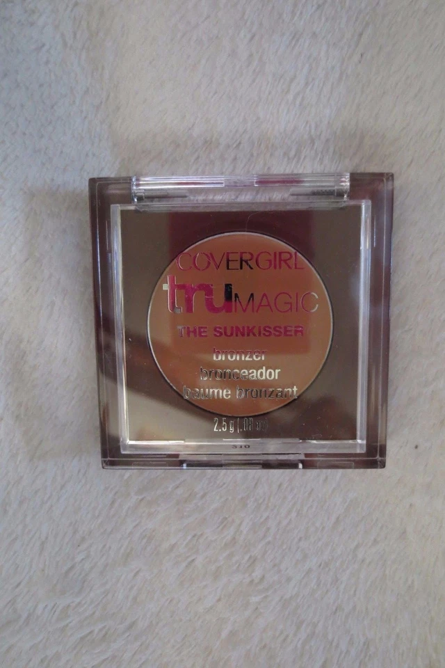 CoverGirl Tru Magic the Sun kisser Bronzer Color is 210 - Image 2 of 4