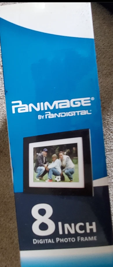 Pandigital Panimage 8" Digital Photo Frame Holds 6400 Images 1GB Memory NEW - Image 2 of 4