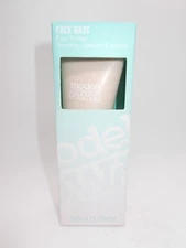 Models Own Face Base Face Primer smooths corrects prime NEW