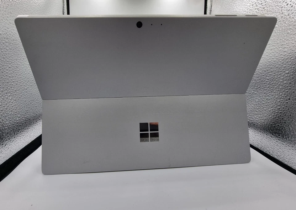 Microsoft Surface Pro 4 12,3" - Photo 2/4