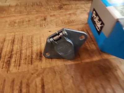 Pollak 11-404P   4-Way Round Trailer Connector 4-Pin Metal Socket