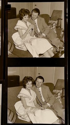 ERIC MORLEY & FRAU JULIA VOR IHRER HOCHZEIT SOZIALGESCHICHTE - 10 NEGATIVE 1960