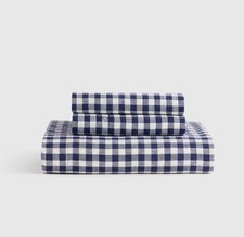 NWOT Quince Queen Fitted Sheet Set 3pc 2 Pillowcases Navy Gingham