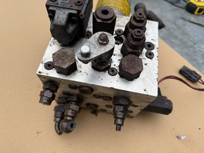 Kehrmaschine Hydraulik Steuerventilblock 